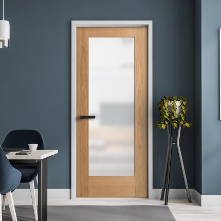 OAK SHAKER PATTERN 10 OBSCURE GLAZED DOOR 1981 X 762 X 35MM