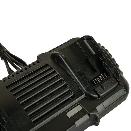 DCB132_F1