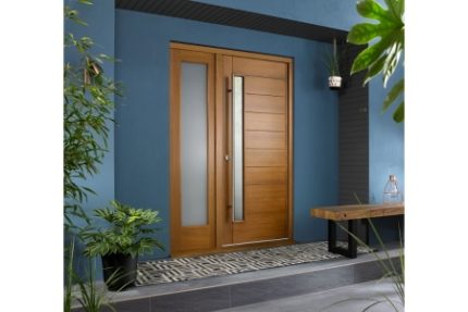 Stockholm External Oak Veneer Door 1981 x 838 x 44mm and Frame